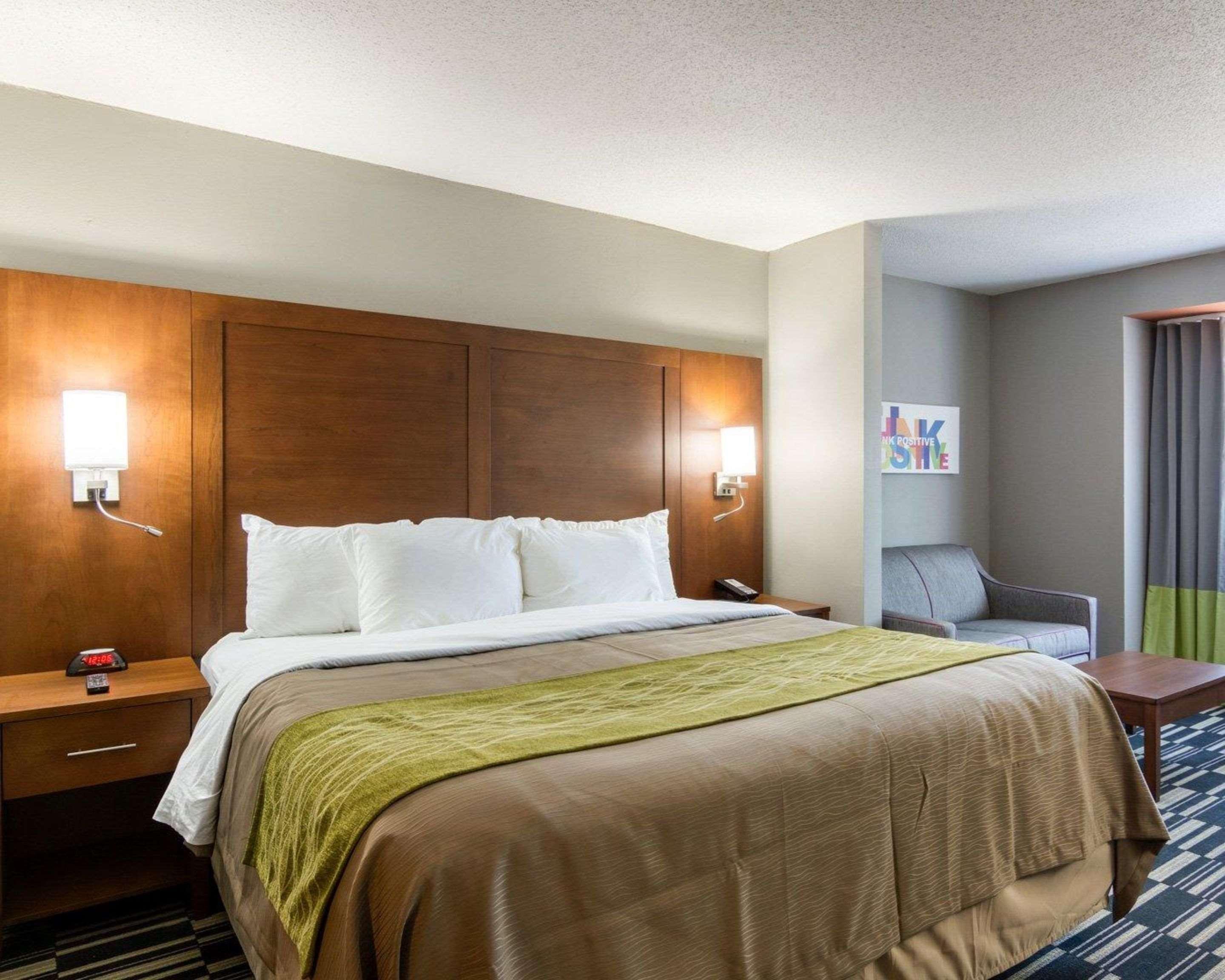 Quality Inn & Suites Ashland Near Kings Dominion Exterior photo